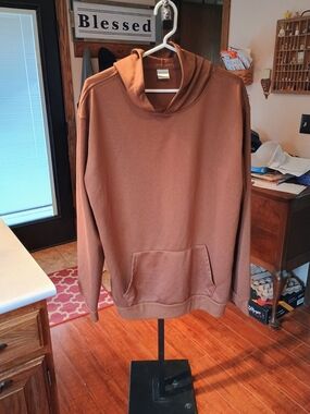 Solid Brown Hooded Pullover Sweatshirt Bin 1